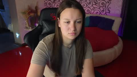 Charlotte online show from December 18, 10:57 pm