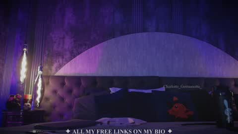 Snapshot of charlotte_germanotta_ chatting on September 9, 5:46 pm Charlotte online show from September 9, 5:46 pm