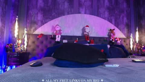 Charlotte online show from November 19, 7:58 pm