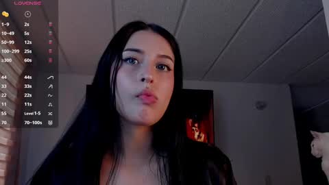 Snapshot of charlotte_greys chatting on September 16, 9:12 pm Charlotte online show from September 16, 9:12 pm