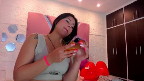 Snapshot of charlotte_icee chatting on February 20, 4:47 pm Charlotte Icee online show from February 20, 4:47 pm
