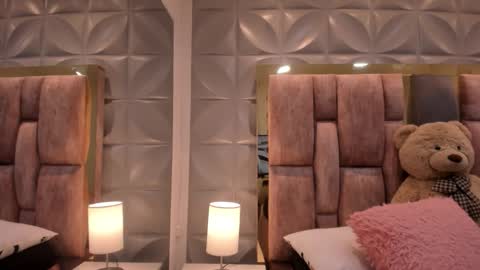 Charlotte Icee online show from March 12, 5:15 pm