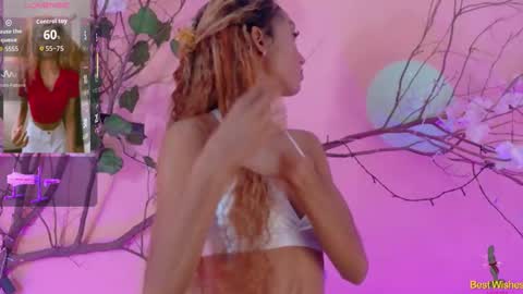 CHARLOTTE online show from March 5, 12:23 pm