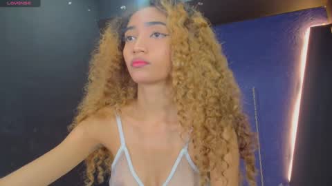 CHARLOTTE online show from December 5, 11:49 am