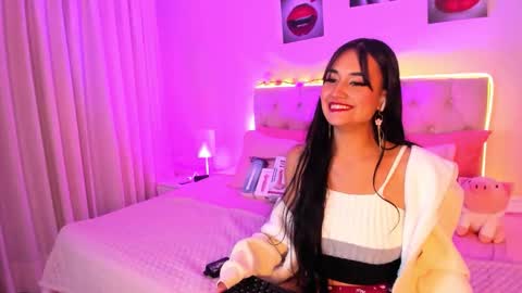 charlotte_rider_ online show from January 8, 4:16 am