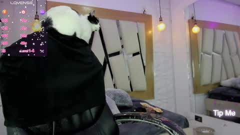 charlotte_walker__ online show from January 31, 5:09 am