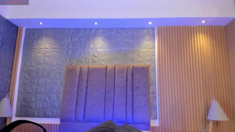 Charlotte  Everyday From 0700 to 1300 Col Time online show from November 19, 11:21 am