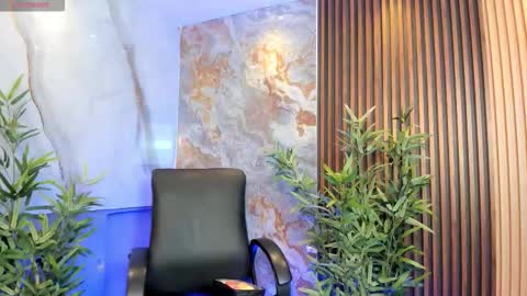 Snapshot of charlotte_whitee1 chatting on October 4, 11:49 am Charlotte  Everyday From 0700 to 1300 Col Time online show from October 4, 11:49 am