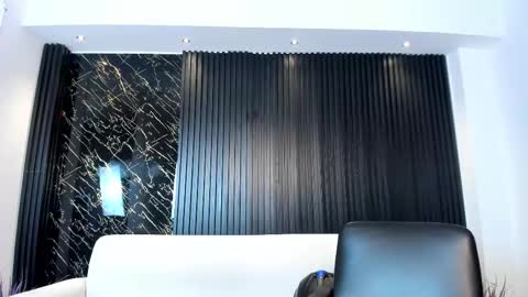 Snapshot of charlotte_whitee1 chatting on October 18, 12:19 pm Charlotte  Everyday From 0700 to 1300 Col Time online show from October 18, 12:19 pm