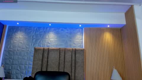 Snapshot of charlotte_whitee1 chatting on September 28, 1:27 pm Charlotte  Everyday From 0700 to 1300 Col Time online show from September 28, 1:27 pm