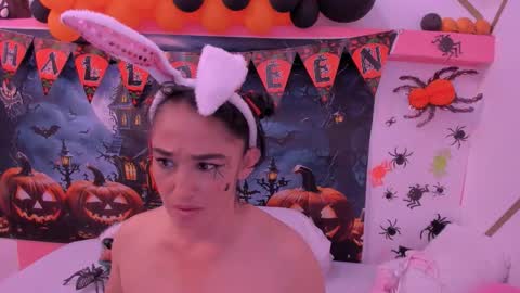 Snapshot of charlotte_x1 chatting on October 22, 8:03 pm Charlotte online show from October 22, 8:03 pm