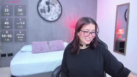 Charlottee online show from February 13, 2:46 am