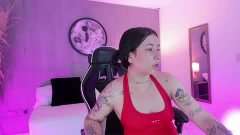 Charlottee online show from June 3, 1:50 am