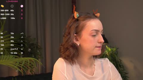 Snapshot of charming_flower chatting on January 2, 9:28 pm MarselinMarsi inst ptj mars online show from January 2, 9:28 pm