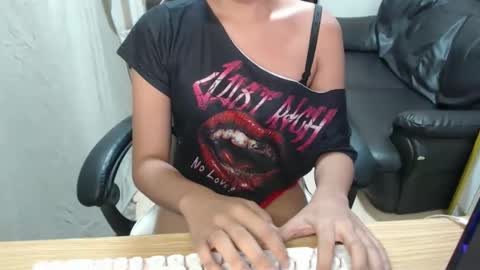 Call me Sunshine online show from April 18, 10:09 pm