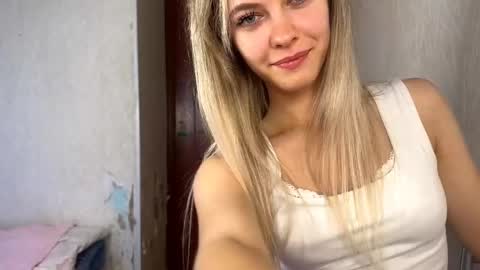 Milissa online show from September 26, 1:09 pm