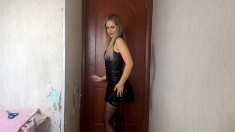 Milissa online show from September 27, 1:18 pm