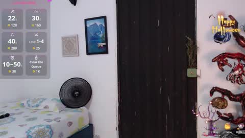 Snapshot of chayla_ruiz chatting on October 28, 11:20 pm CHAYLA VICTORIA RUIZ  online show from October 28, 11:20 pm