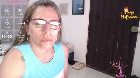 Snapshot of chayla_ruiz chatting on October 13, 10:45 pm CHAYLA VICTORIA RUIZ  online show from October 13, 10:45 pm