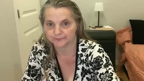 Snapshot of chealsiek chatting on September 19, 1:26 am chealsiek online show from September 19, 1:26 am