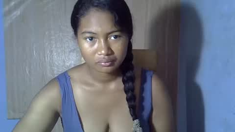 Snapshot of chechick_sahu chatting on October 31, 5:20 am Angel online show from October 31, 5:20 am
