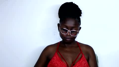 Snapshot of cheeky_charms chatting on October 19, 12:23 am cheeky_charms online show from October 19, 12:23 am