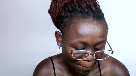 Snapshot of cheeky_charms chatting on September 21, 3:27 am cheeky_charms online show from September 21, 3:27 am