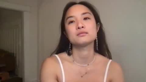 chellybear101 online show from January 19, 4:33 am