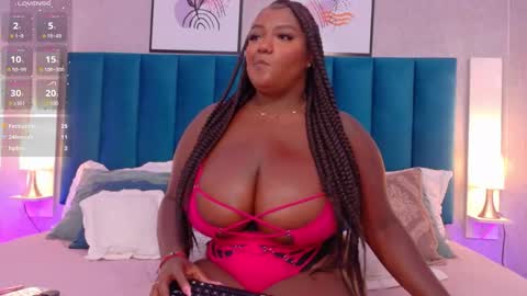 Snapshot of cheneelllorens chatting on October 1, 9:20 pm online show from October 1, 9:20 pm