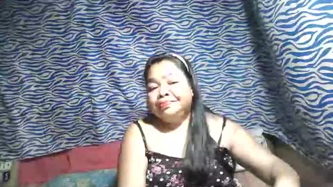 Snapshot of chenita_kits chatting on October 23, 11:38 am chenita_kits online show from October 23, 11:38 am