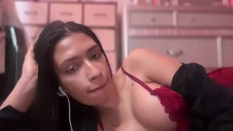 Snapshot of cherliecarmen chatting on February 20, 6:03 pm cherliecarmen online show from February 20, 6:03 pm