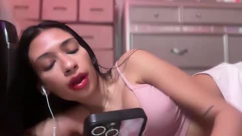 Snapshot of cherliecarmen chatting on February 8, 7:16 pm cherliecarmen online show from February 8, 7:16 pm