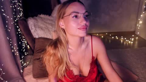 CherryBomb online show from April 11, 3:27 pm