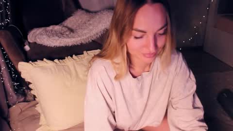 CherryBomb online show from April 20, 3:20 am