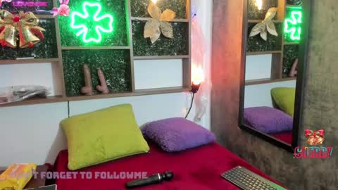cherryl online show from December 11, 12:23 pm