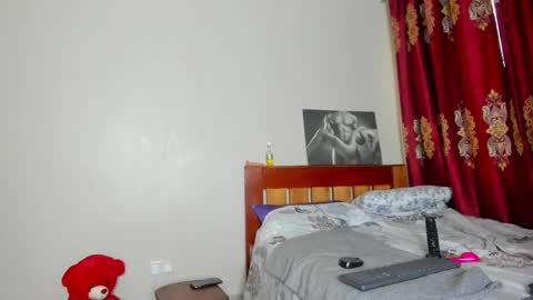 Snapshot of cherry_falls chatting on September 22, 4:44 am cherry_falls online show from September 22, 4:44 am