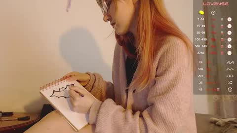 Snapshot of cherry_hazzze chatting on October 20, 4:43 pm Cheryl online show from October 20, 4:43 pm