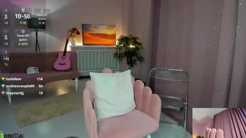 Snapshot of cherry_lexi chatting on October 1, 12:26 am Lexi online show from October 1, 12:26 am