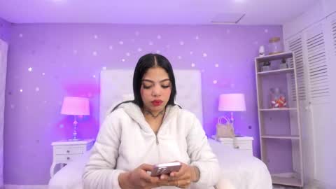 Sussan Cherry  online show from February 20, 6:06 am