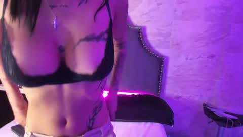 Sussan Cherry  online show from December 19, 6:23 pm