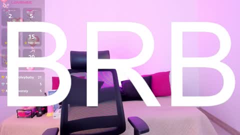 Snapshot of cherrydollxx chatting on September 10, 1:44 pm C H E R R Y online show from September 10, 1:44 pm