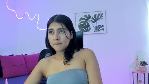 Snapshot of cherrydollxx chatting on September 20, 12:25 pm C H E R R Y online show from September 20, 12:25 pm