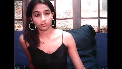 Snapshot of cherryindian4u69 chatting on March 1, 5:52 am leah online show from March 1, 5:52 am
