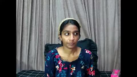 Snapshot of cherryindian4u69 chatting on January 14, 5:40 am leah online show from January 14, 5:40 am