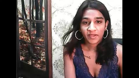 Snapshot of cherryindian4u69 chatting on March 5, 5:50 am leah online show from March 5, 5:50 am