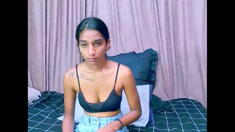 Snapshot of cherryindian4u69 chatting on December 31, 5:11 am leah online show from December 31, 5:11 am