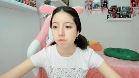 cherrycute666 online show from December 23, 10:12 pm