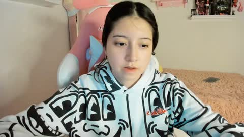 cherrycute666 online show from January 15, 4:25 am