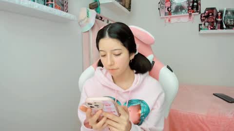 cherrycute666 online show from December 19, 10:32 pm