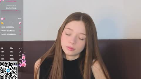 Snapshot of cherrymira chatting on October 23, 6:19 am Loise online show from October 23, 6:19 am